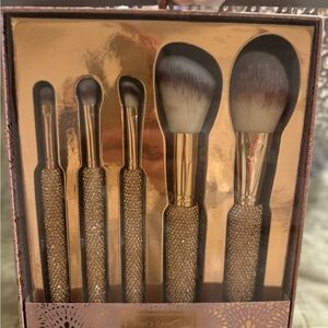 Vince Camuto Rhinestone Luxury 5 PC beauty brush set